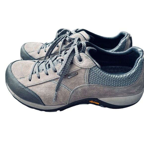 Ecco Womens Biom Hybrid Sneakers Size 8 Gray Suede Leather Upper Vibram Sole Cas - Picture 2 of 11